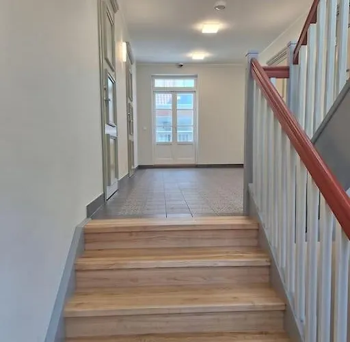 Cozy Near Bus Station 페르누